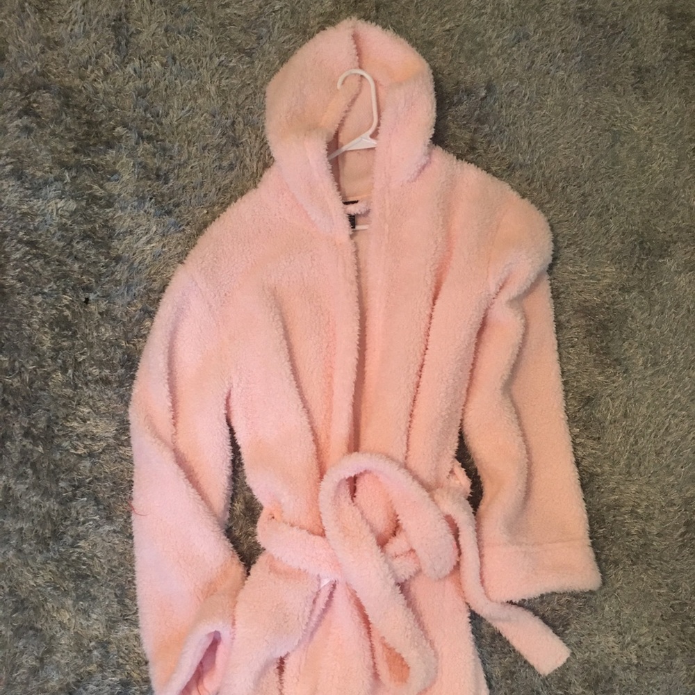 Bathrobe - Picture 2 of 3